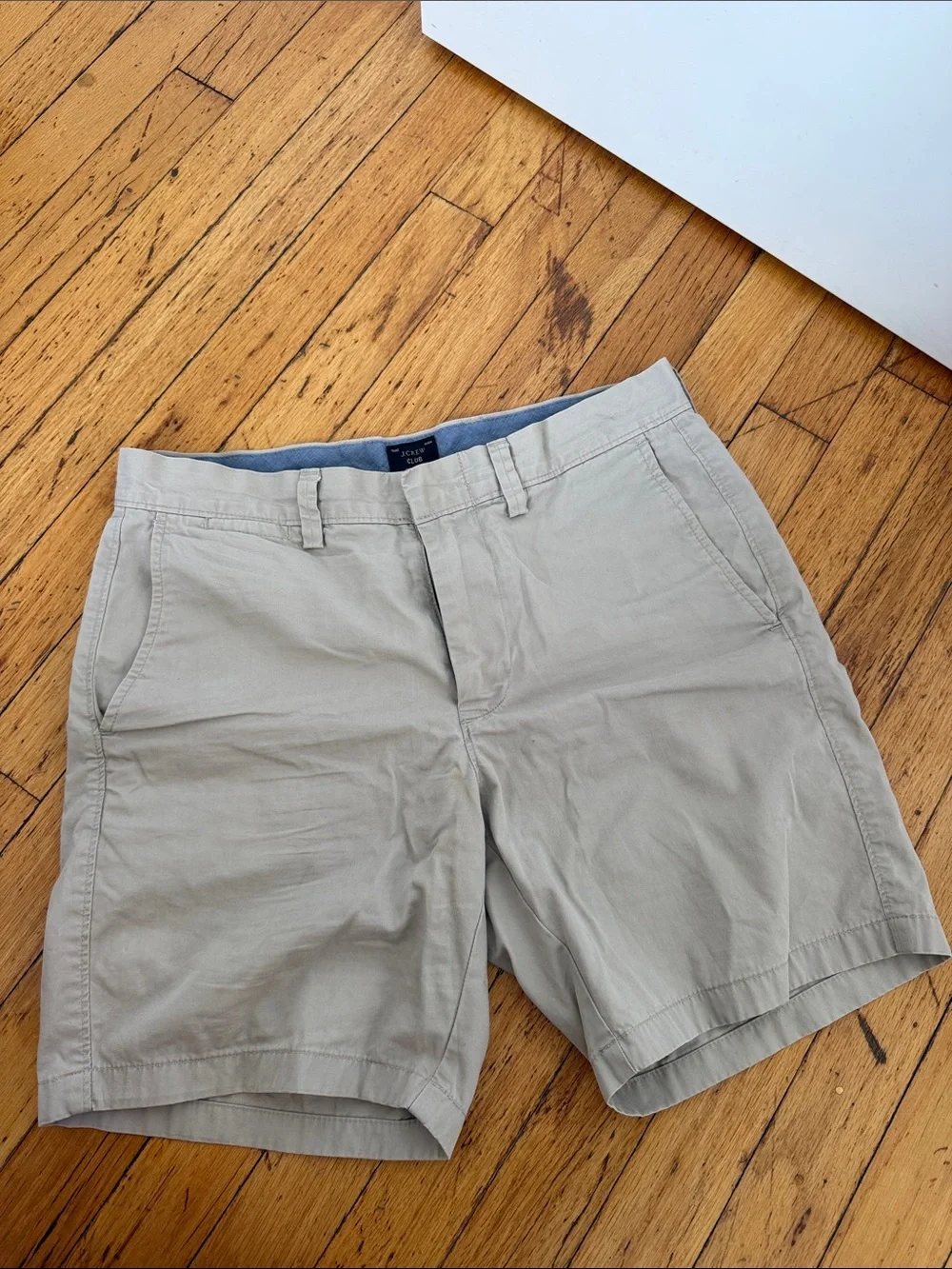J. Crew Men's Flat-Front Khaki Shorts - Light Beige